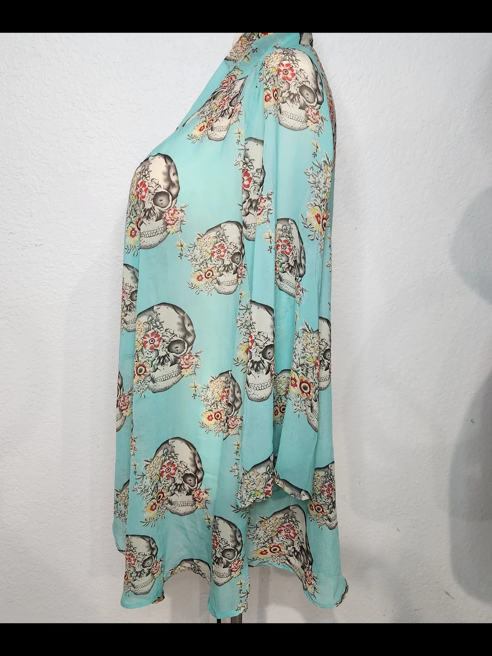 36Point5 Turquoise Skull Print Drape Cardigan